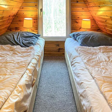 2 Bedroom Stunning In Templin Ot Ahrensdorf Holiday home *